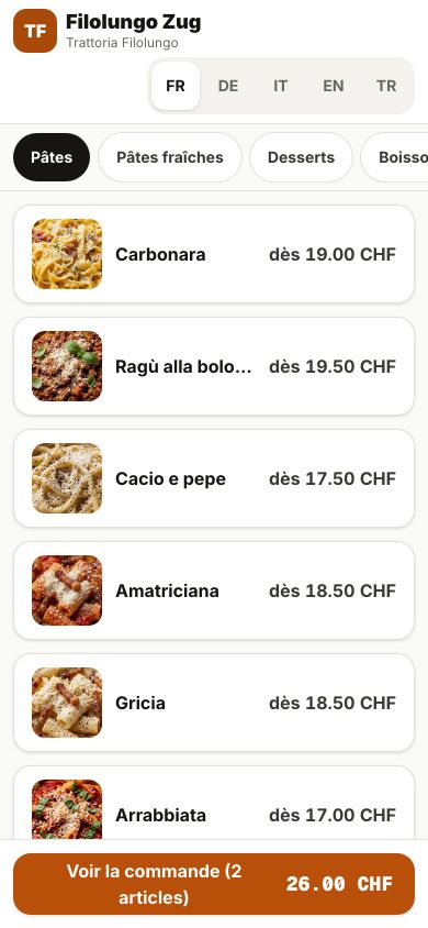 La carte en ligne d'une trattoria sur le téléphone d'un client, avec les catégories, les plats en photo, les prix et le panier